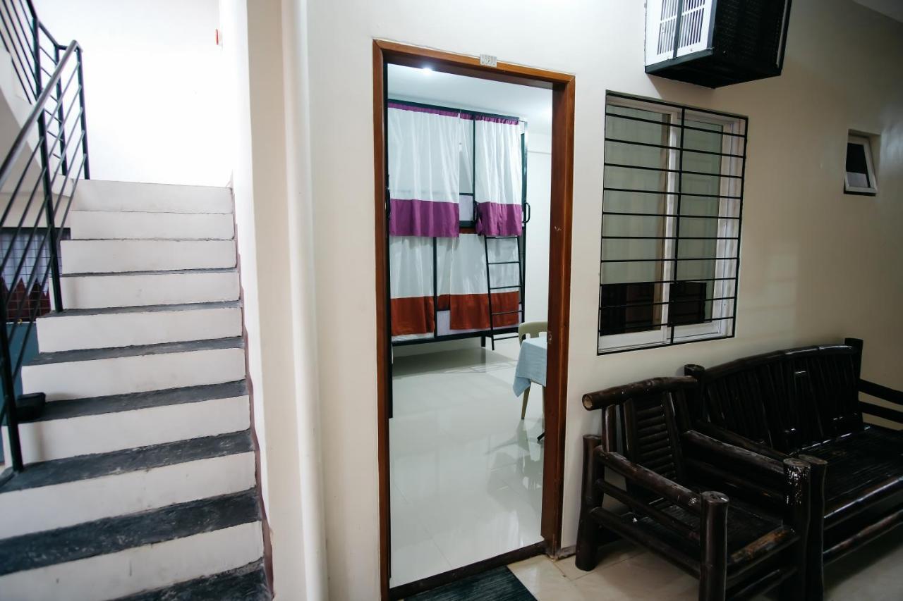 Sleepadz - Capsule Beds Dormitel In Magsaysay Ave Naga Hotel Exterior photo
